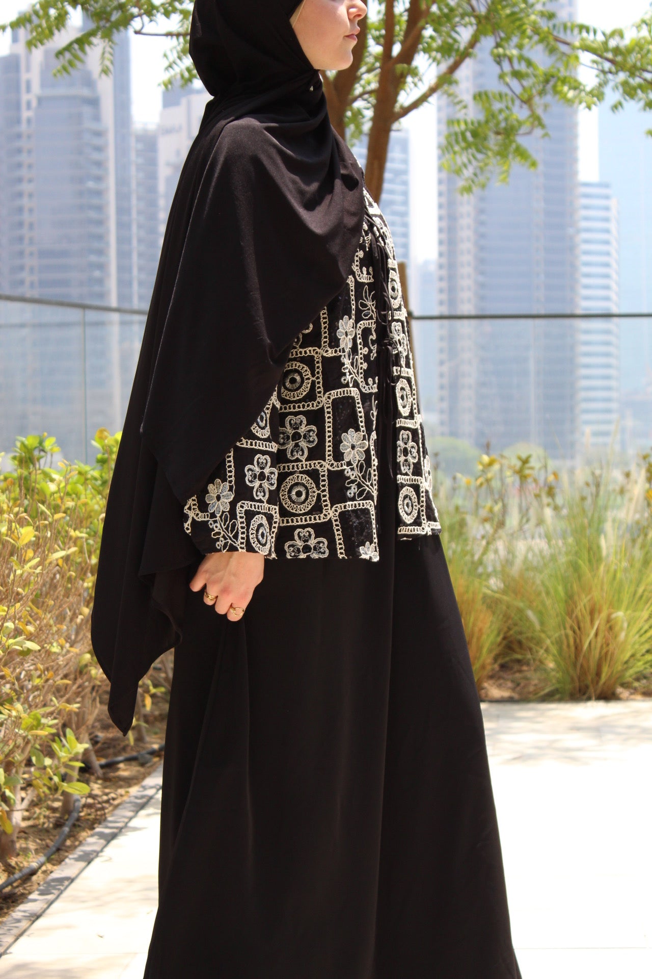 SOUS ABAYA NOIR M/L
