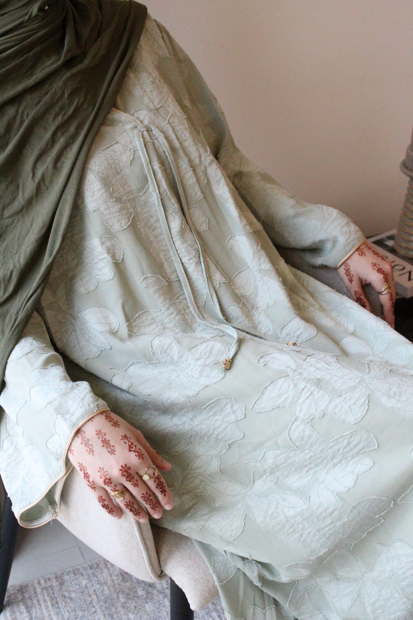 ABAYA NAJMA OLIVE